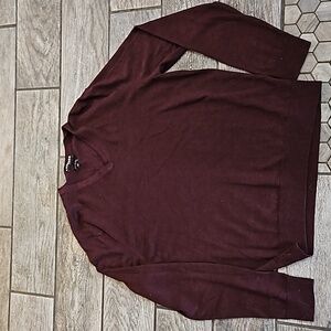 Mens Express vneck sweater size xl
